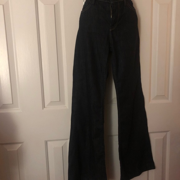 ⭐️HOST PICK LNWOT Seven For All Mankind “Ginger “ flare jeans - Picture 2 of 6